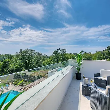 Onyx For 12 People Near Porec With 65 Private Pool And Jacuzzi *