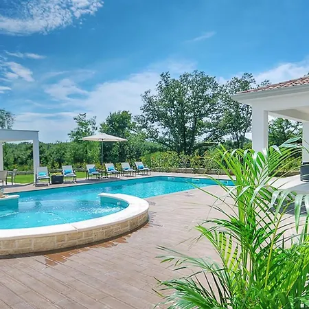 Onyx For 12 People Near Porec With 65 Private Pool And Jacuzzi *