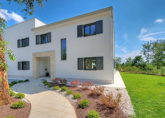 Onyx For 12 People Near Porec With 65 Private Pool And Jacuzzi Villa *